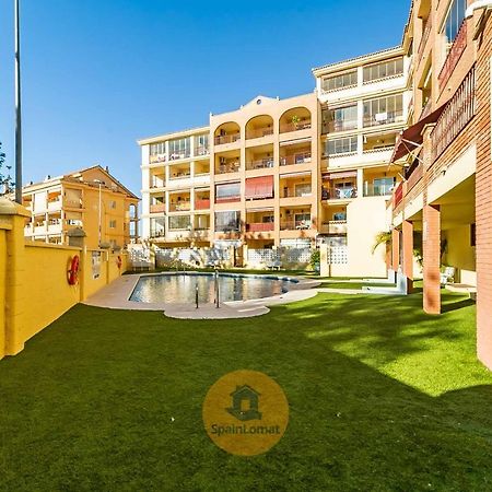 Nice 2 Bedroom Apartment For Family In Los Pacos Фуeнхирола Екстериор снимка