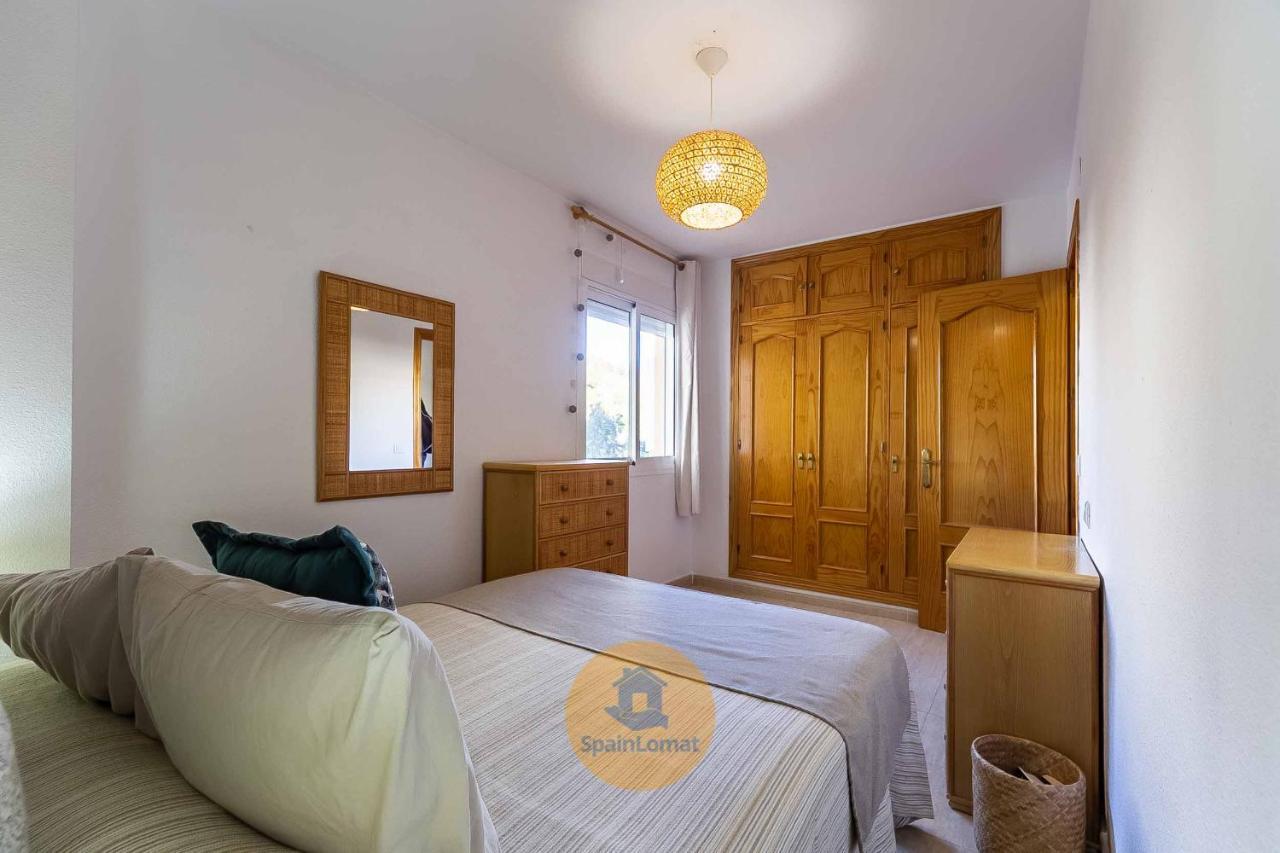 Nice 2 Bedroom Apartment For Family In Los Pacos Фуeнхирола Екстериор снимка