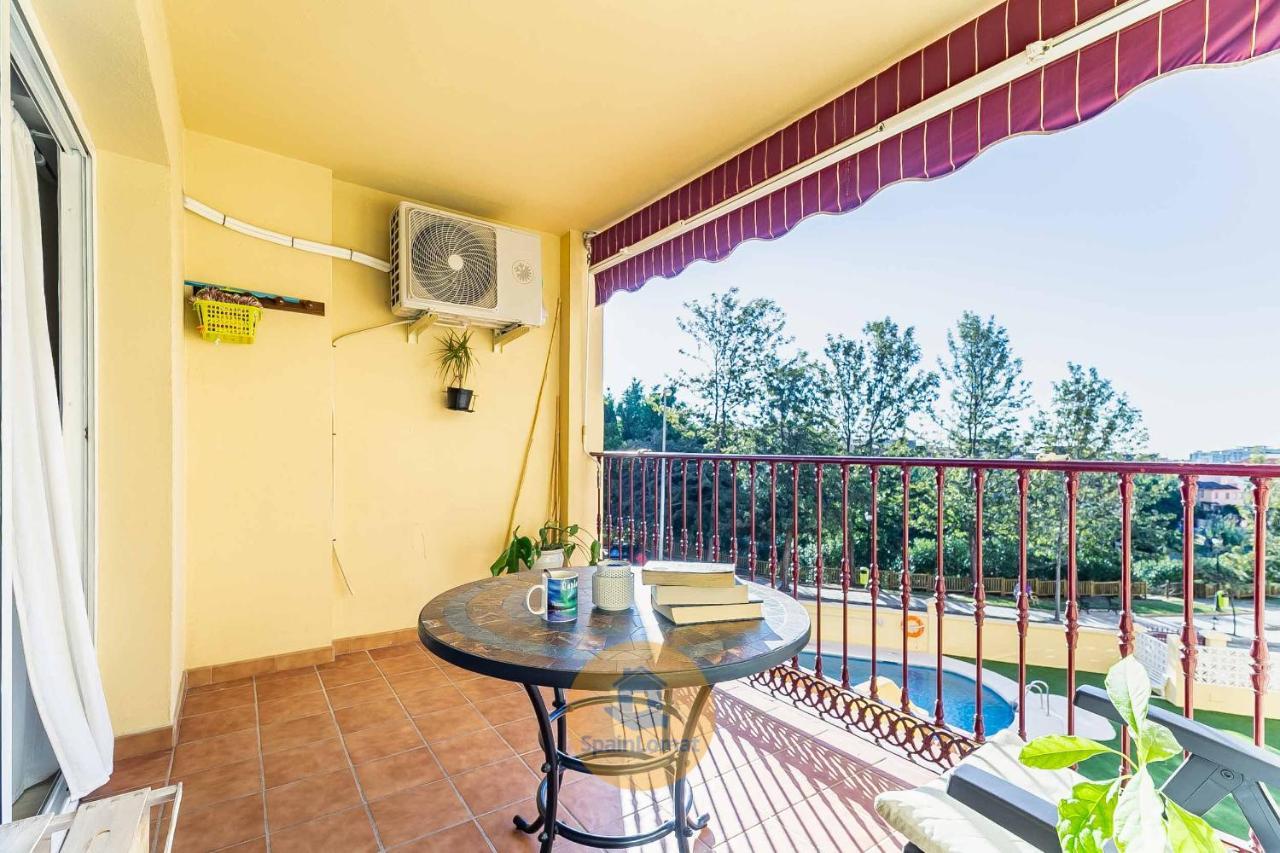 Nice 2 Bedroom Apartment For Family In Los Pacos Фуeнхирола Екстериор снимка