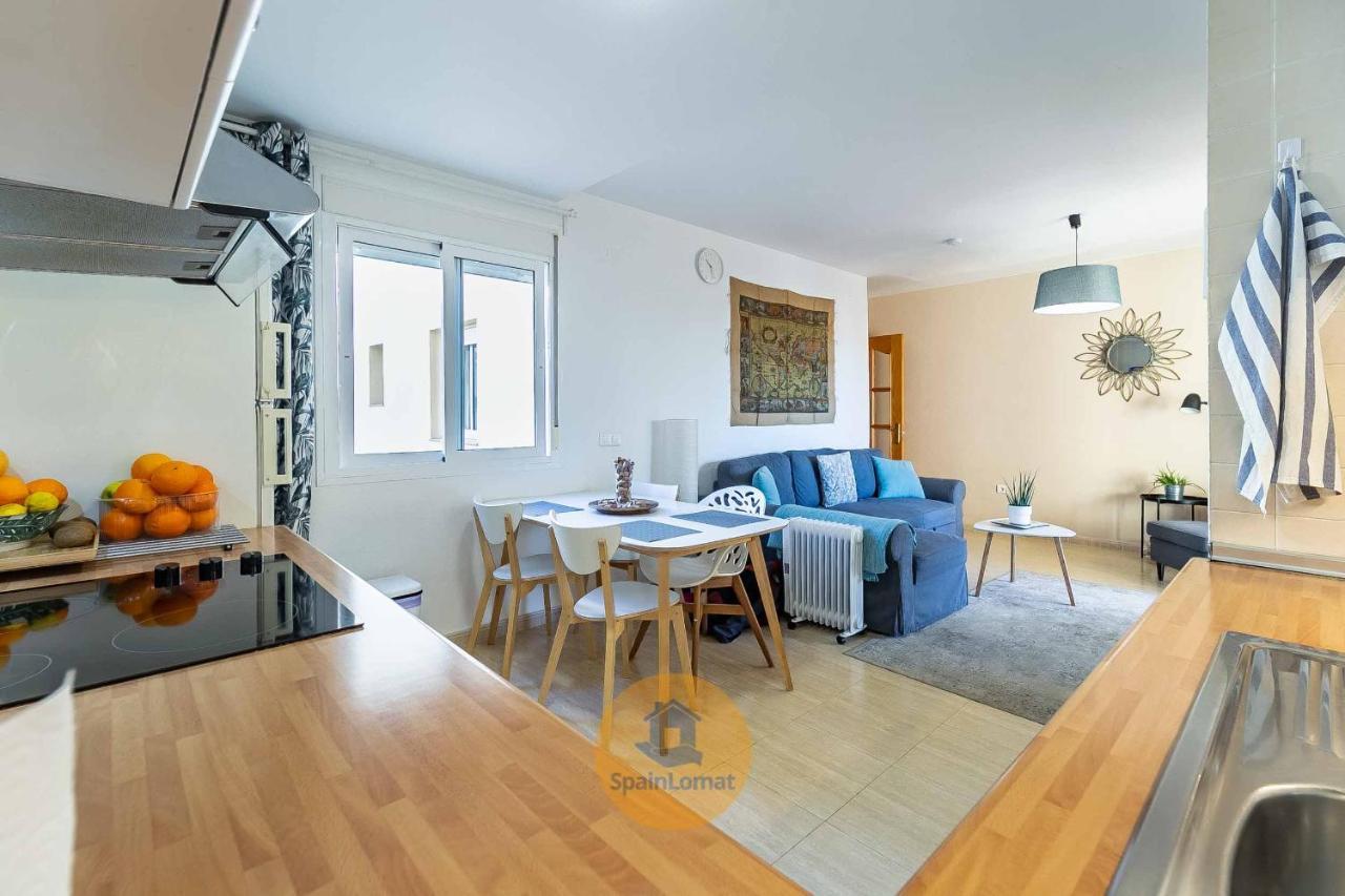 Nice 2 Bedroom Apartment For Family In Los Pacos Фуeнхирола Екстериор снимка