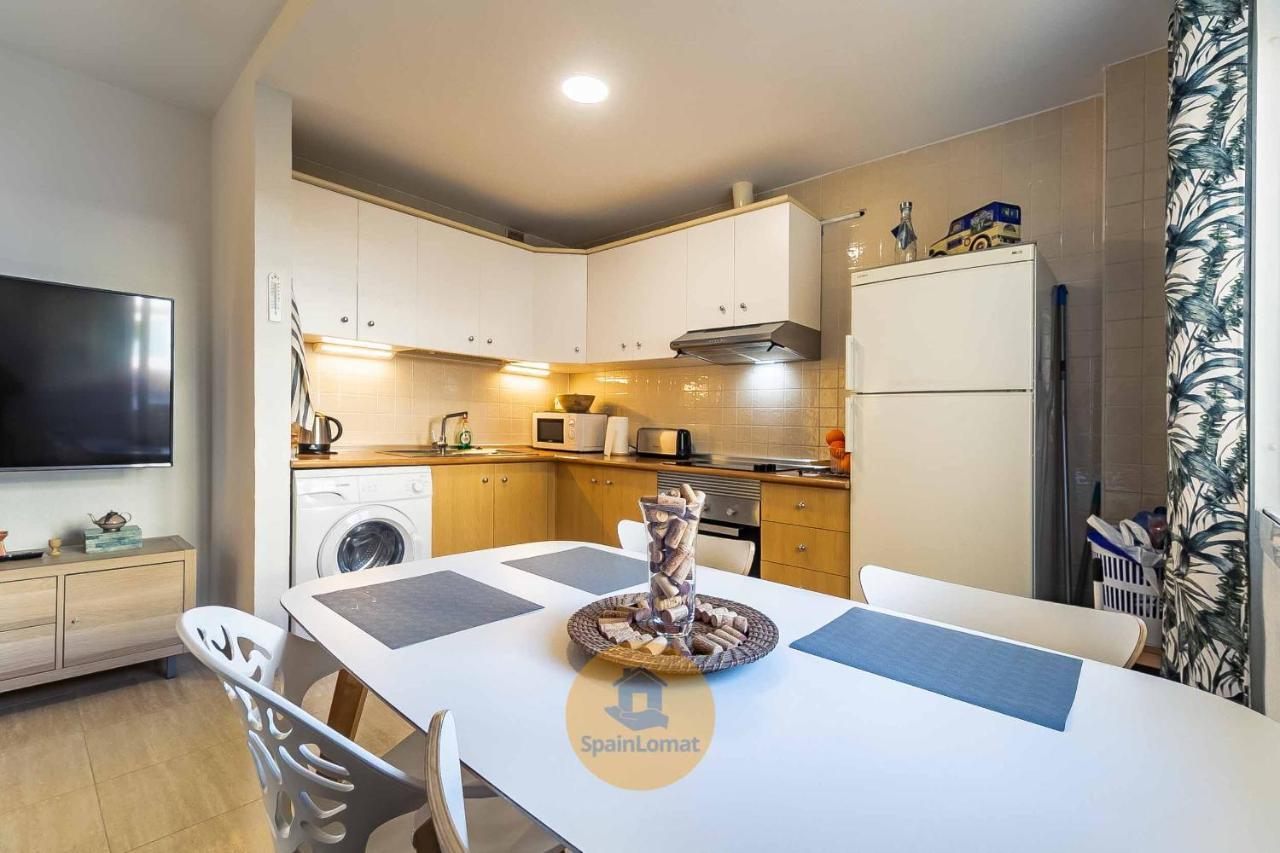 Nice 2 Bedroom Apartment For Family In Los Pacos Фуeнхирола Екстериор снимка