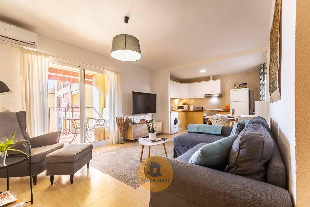 Nice 2 Bedroom Apartment For Family In Los Pacos Фуeнхирола Екстериор снимка